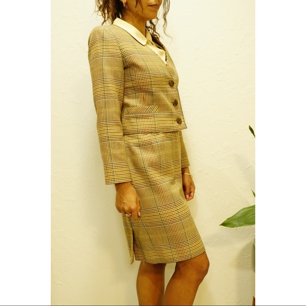 Ensemble Veste Et Jupe Valentino Boutique - Damas Doré - Taille 12 - Occasion Excellent état